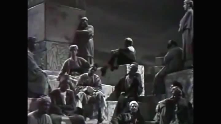 Extrait vidéo du film  Cairo