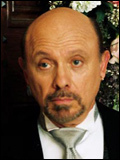 Hector Elizondo