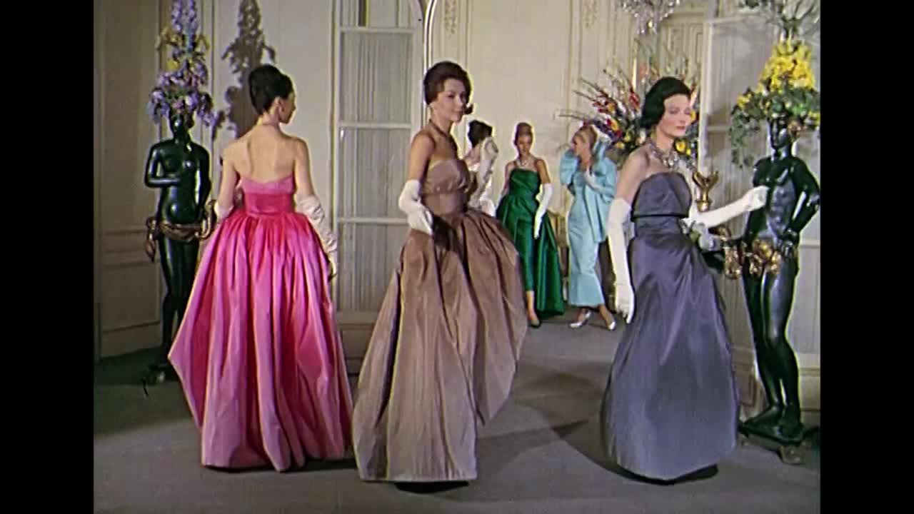 Extrait vidéo du film  Pierre Cardin