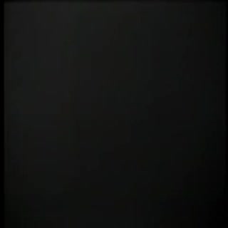 Un extrait du film  Ombres et brouillard