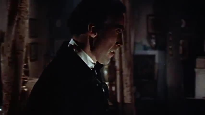 Extrait vidéo du film  Le Cauchemar de Dracula