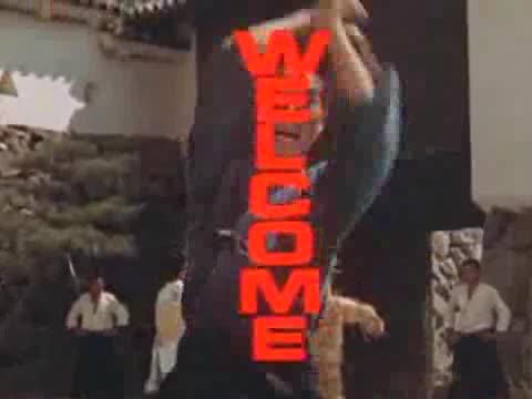 Extrait vidéo du film  On ne vit que deux fois