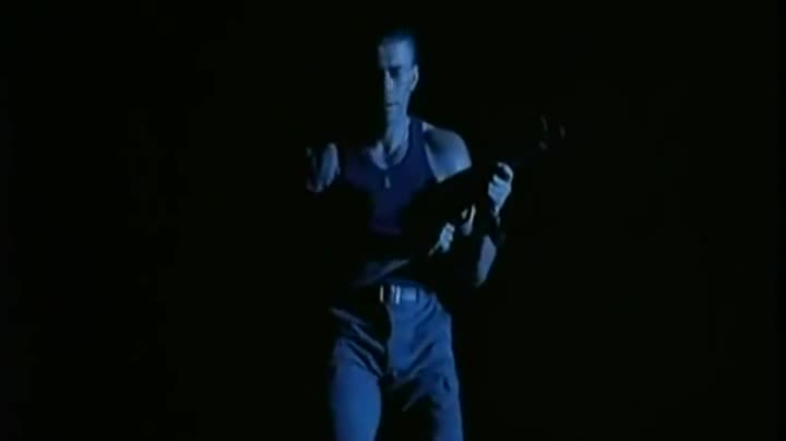 Un extrait du film  Double Impact