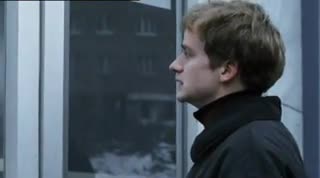 Extrait vidéo du film  71 fragments d une chronologie du hasard