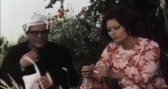 Extrait vidéo du film  La Femme du prêtre