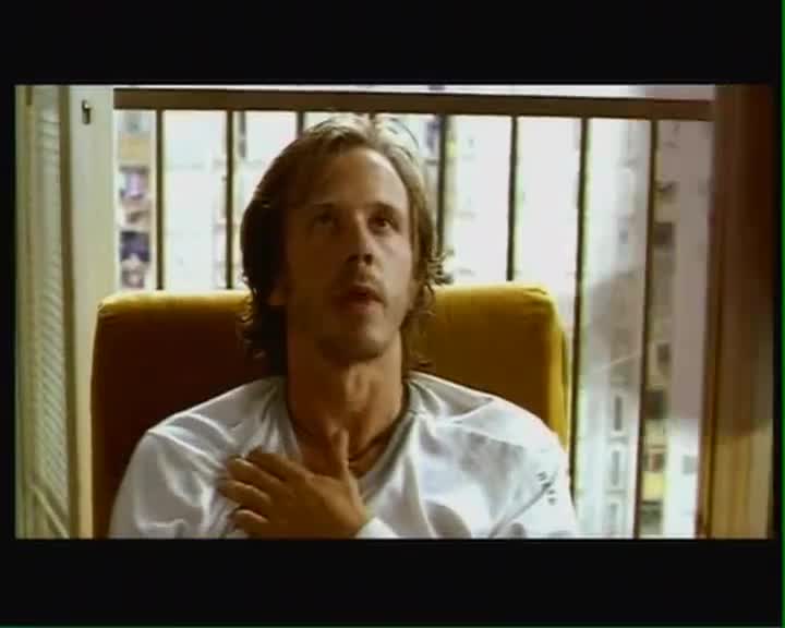 Un extrait du film  Absolute hundred