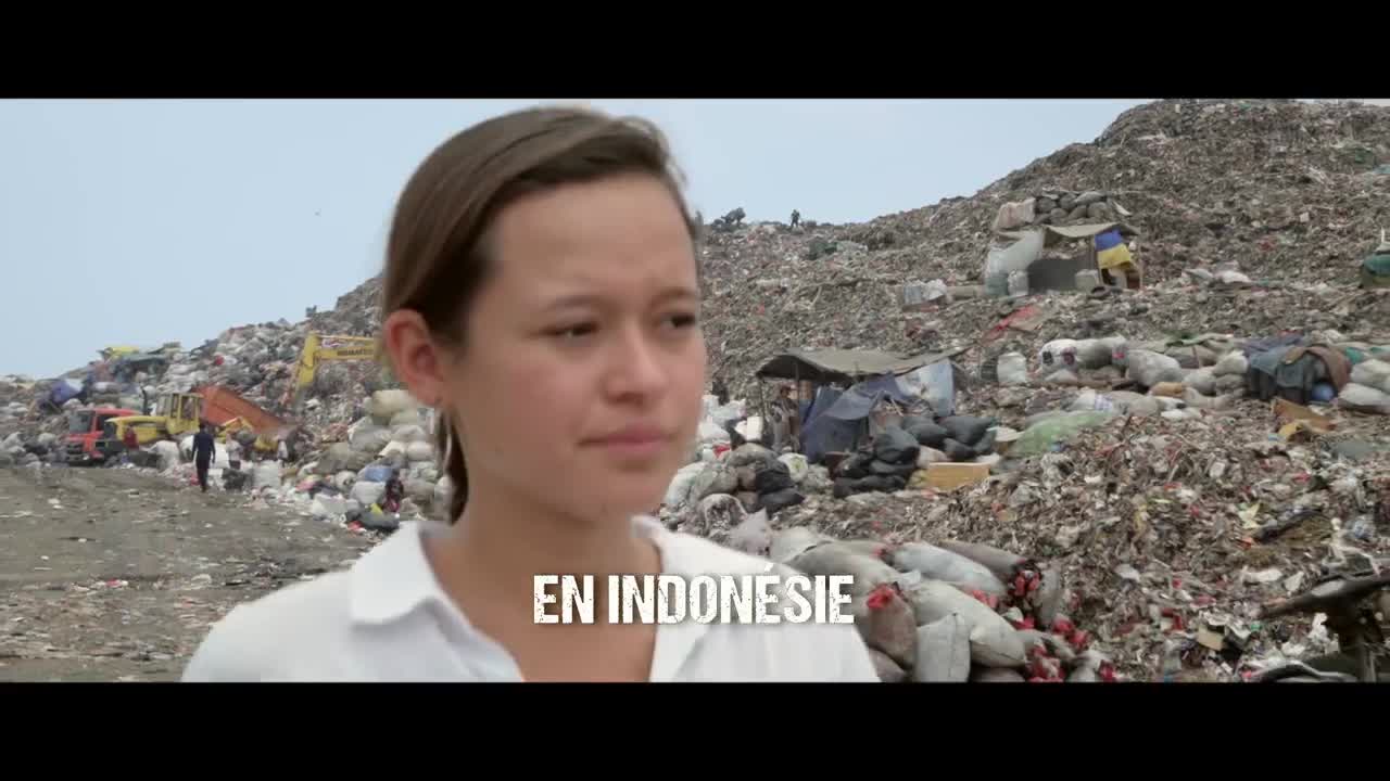 Extrait vidéo du film  Bigger Than Us