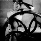 Voir les photos de Meret Oppenheim sur bdfci.info