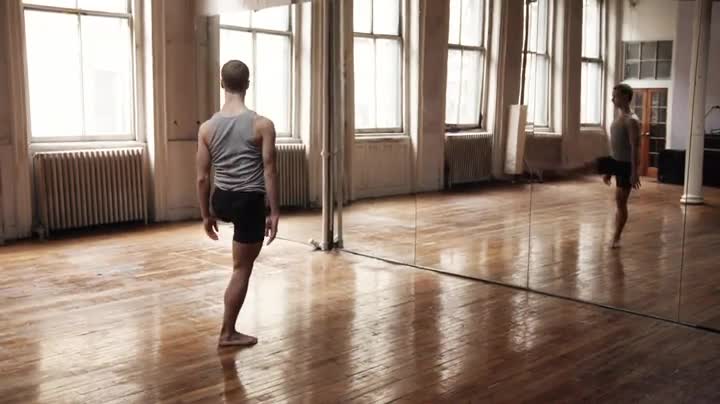 Extrait vidéo du film  5 danses