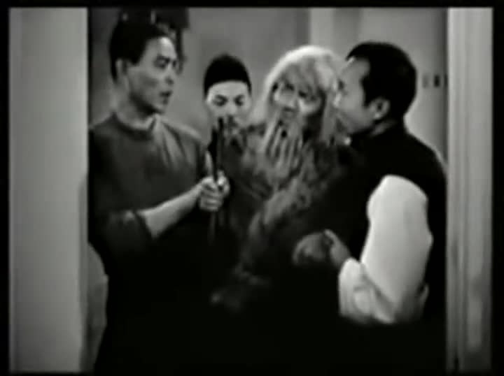 Extrait vidéo du film  Charlie Chan à Shanghaï