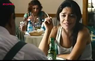 Un extrait du film  Chansons d amour au Lolita s club