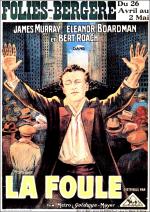 voir la fiche complète du film : La Foule