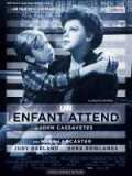 voir la fiche complète du film : Un enfant attend