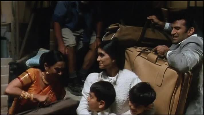 Extrait vidéo du film  Au bout du monde à gauche