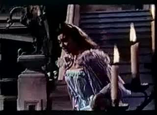 Un extrait du film  Les Maîtresses de Dracula
