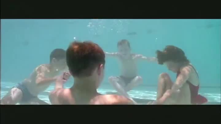Extrait vidéo du film  Swimming upstream