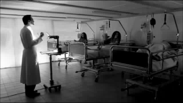 Un extrait du film  The Human Centipede II (Full Sequence)