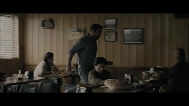 Extrait vidéo du film  Gibraltar