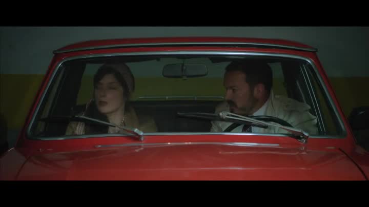 Extrait vidéo du film  Les Grandes ondes (à l ouest)