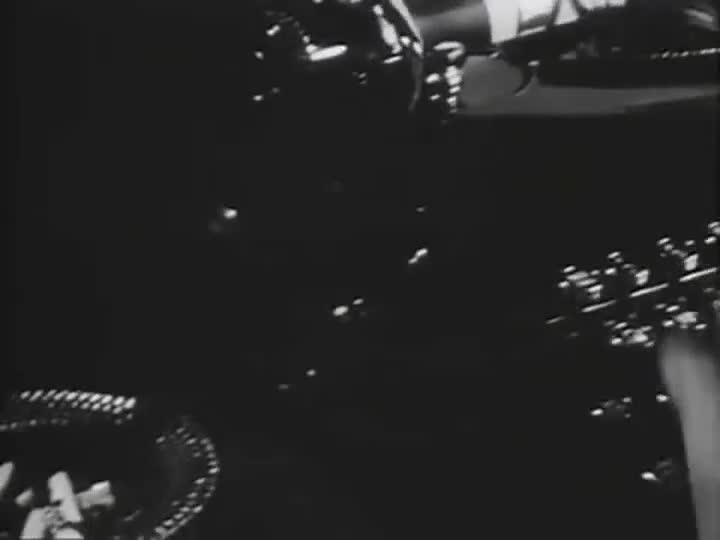 Extrait vidéo du film  Meurtre au port