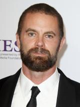 Garret Dillahunt