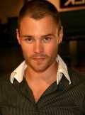 Patrick Flueger