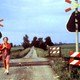 photo du film La Robe, et l'effet qu'elle produit sur les femmes qui la portent et les hommes qui la regardent
