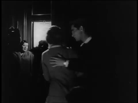 Extrait vidéo du film  La Chronique Des Pauvres Amants