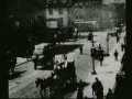 voir la fiche complète du film : Traffic Crossing Leeds Bridge
