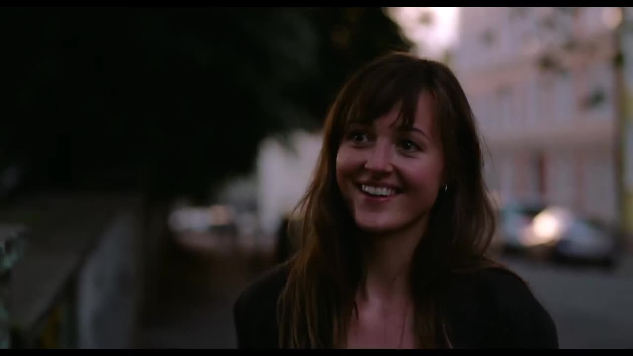 Extrait vidéo du film  Julie (en 12 chapitres)