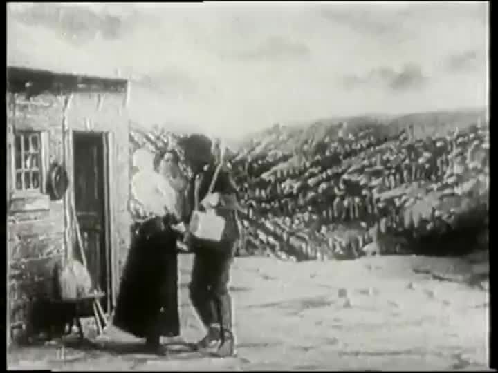 Extrait vidéo du film  Rescued from an Eagle s Nest