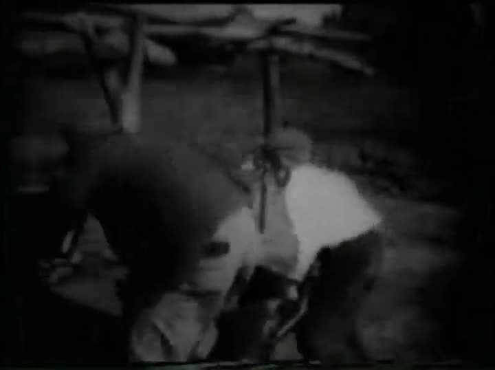 Extrait vidéo du film  The School Teacher and the Waif