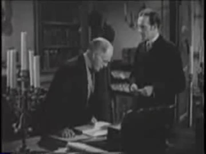 Un extrait du film  The Face at the Window