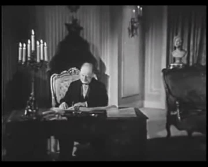 Un extrait du film  The Face at the Window