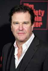 Douglas Hodge