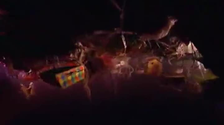 Un extrait du film  Fun House Express