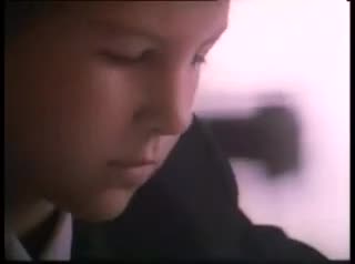 Un extrait du film  Paperhouse
