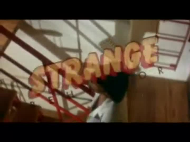 Un extrait du film  Strange Behavior