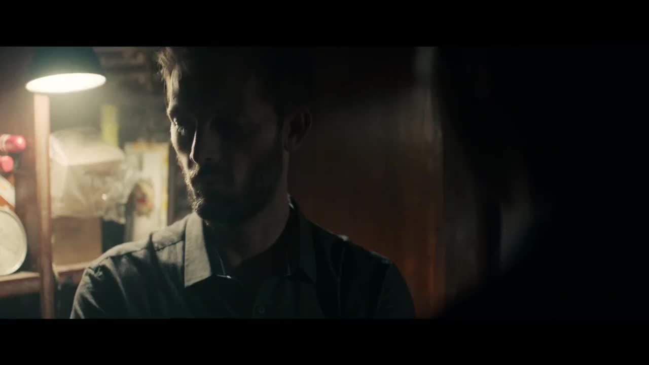 Extrait vidéo du film  Persona non grata