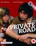 voir la fiche complète du film : Private Road