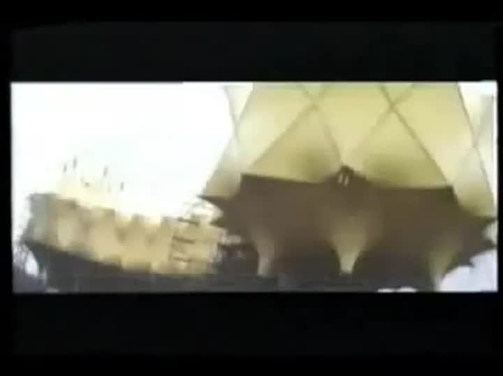 Extrait vidéo du film  Gamera tai Daimaju Jaiga