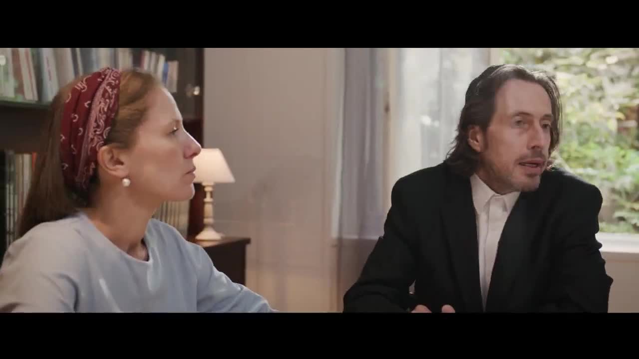 Un extrait du film  Je m abandonne à toi