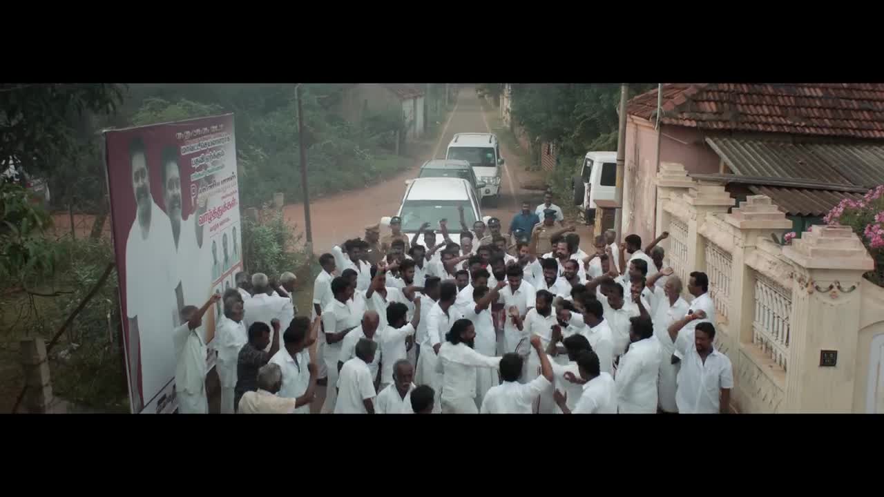 Extrait vidéo du film  Kazhuvethi Moorkkan