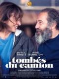 voir la fiche complète du film : Tombés du camion