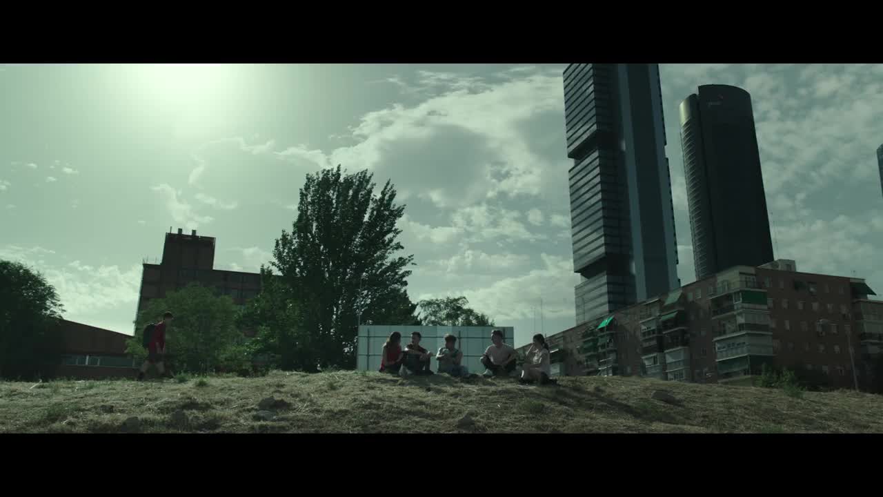 Un extrait du film  L avertissement