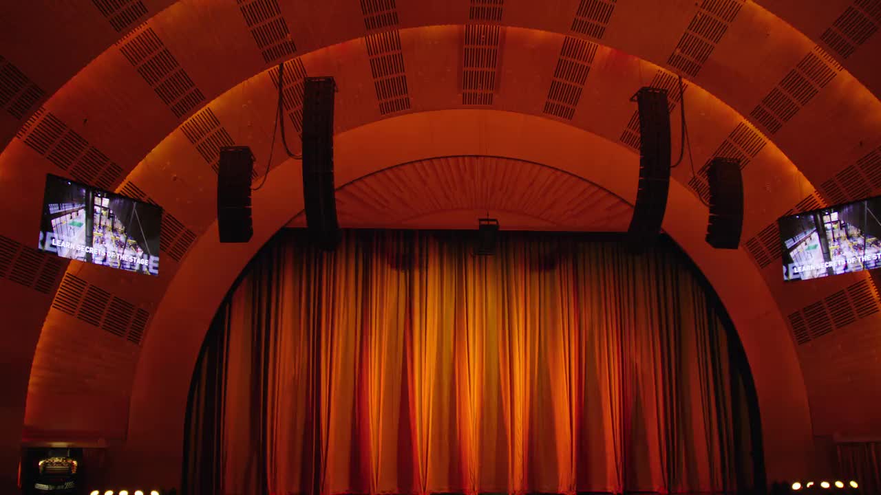 Extrait vidéo du film  John mulaney : kid gorgeous at radio city