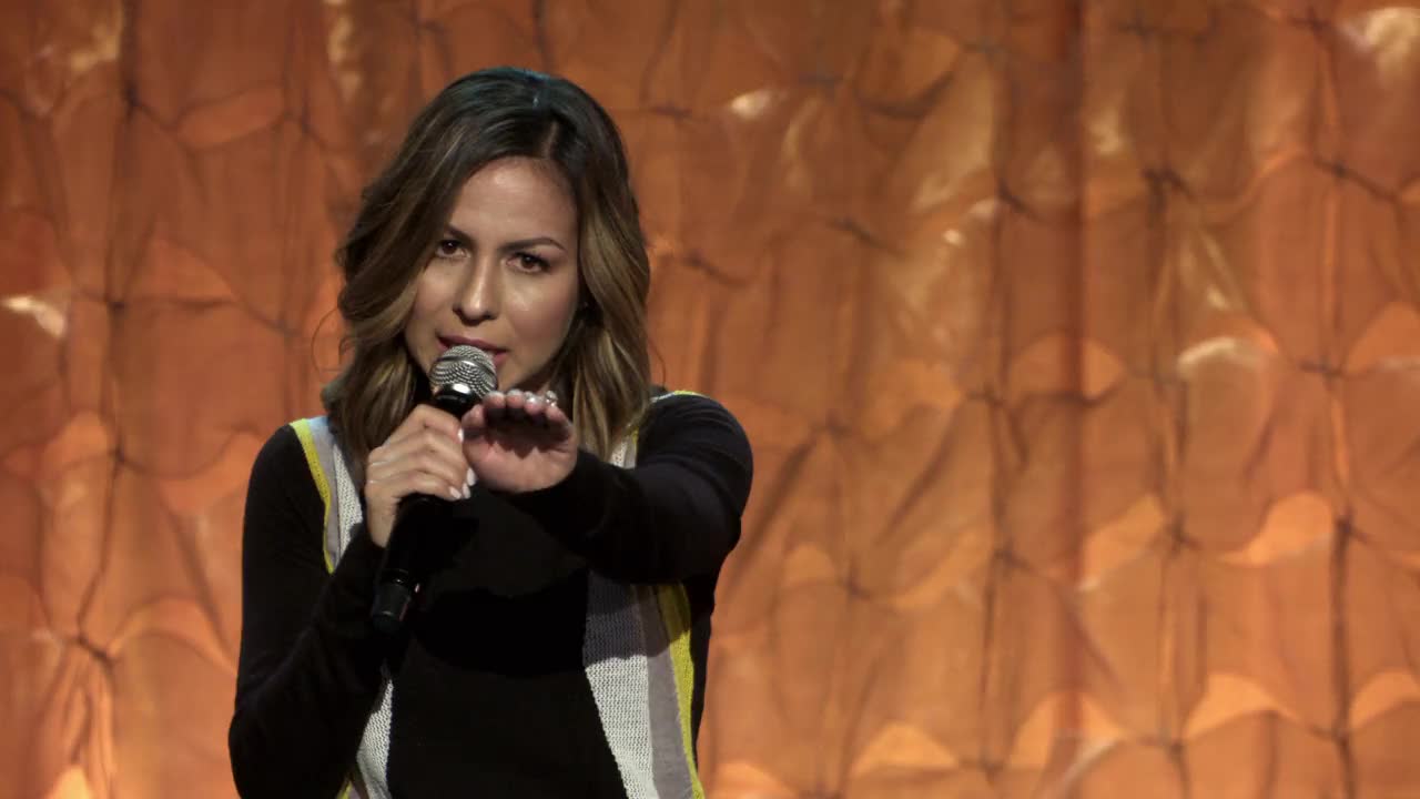 Extrait vidéo du film  Anjelah johnson : not fancy