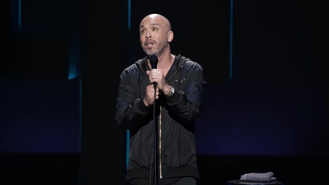 Extrait vidéo du film  Jo koy : live from seattle