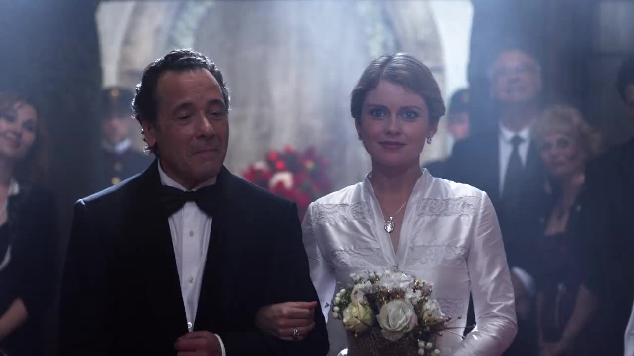 Un extrait du film  A christmas prince : the royal baby