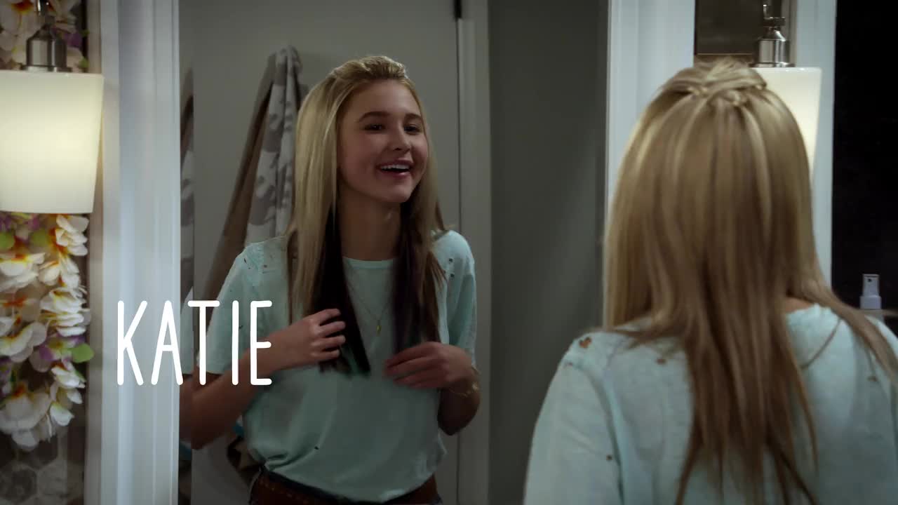 Un extrait de la série  Alexa et katie